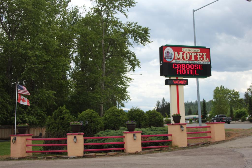 Caboose Motel Libby Exterior photo