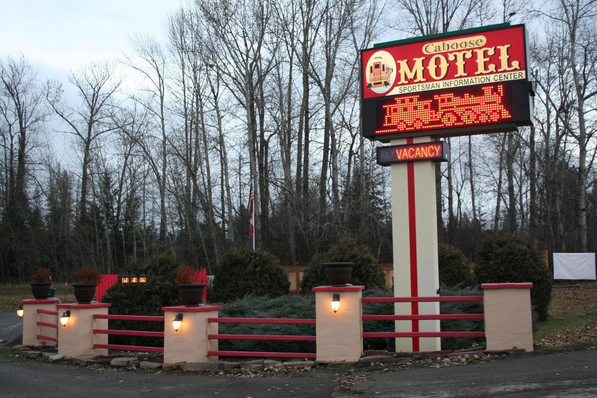 Caboose Motel Libby Exterior photo