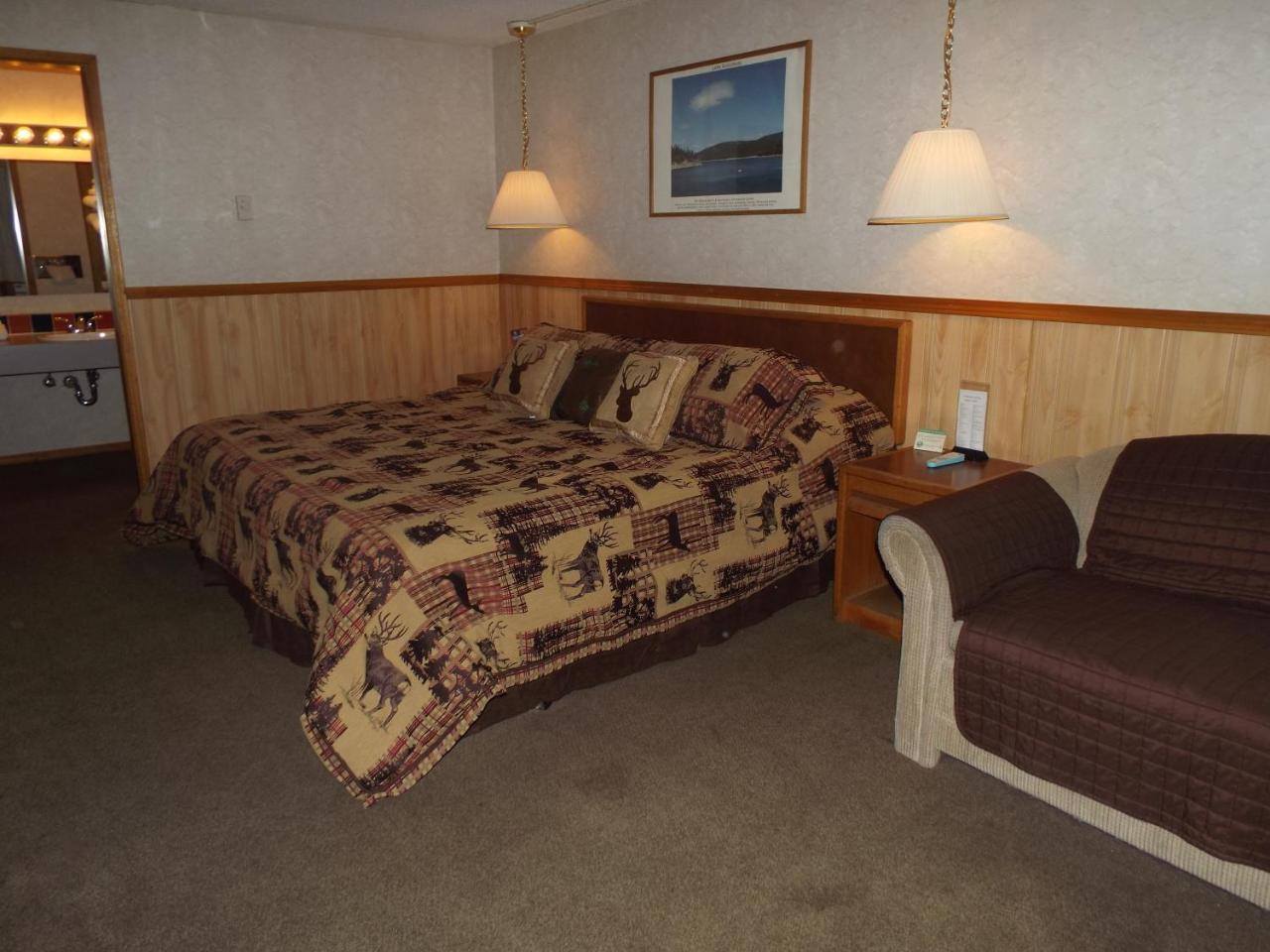 Caboose Motel Libby Exterior photo